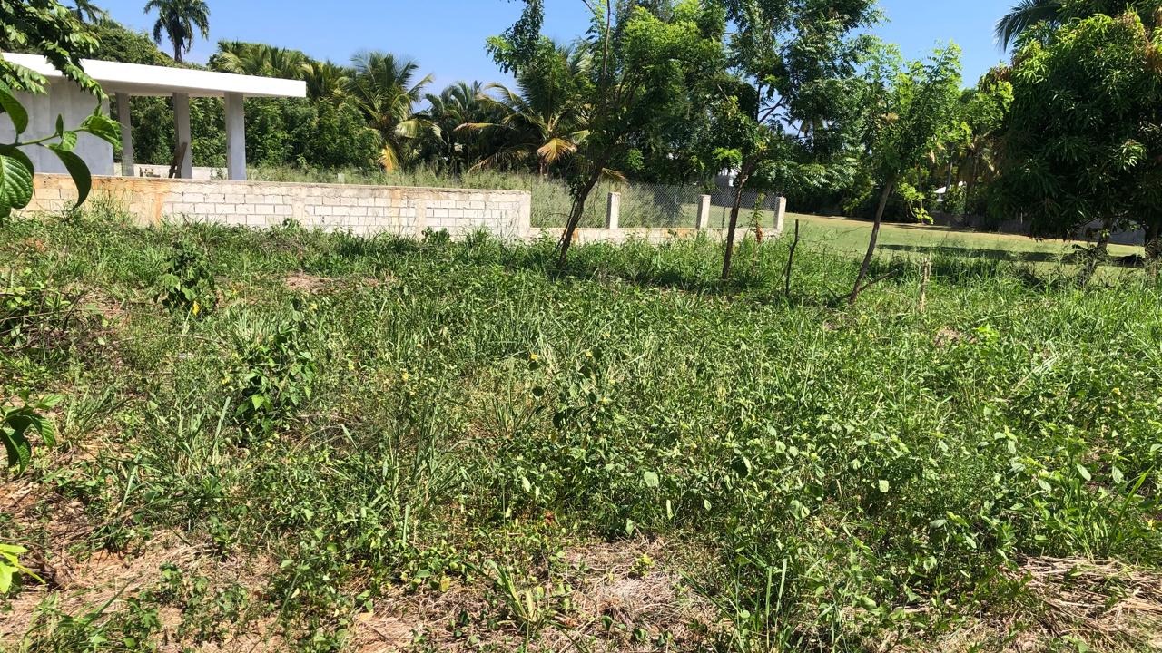 Land for sale in Costambar, 5 minutes from the beach 🏝️ Next to the golf course ⛳
